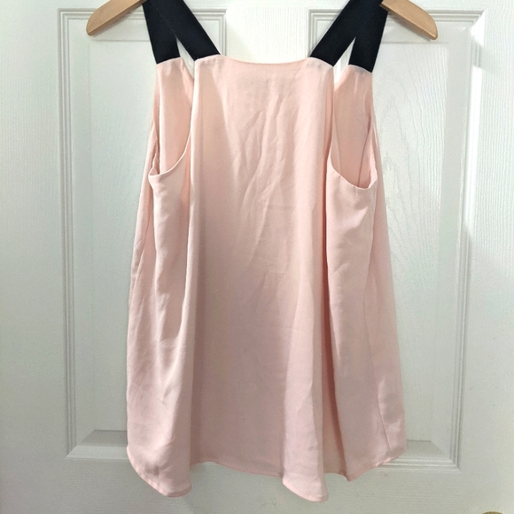 Blush Flowy Tank Top - Picture 2 of 3
